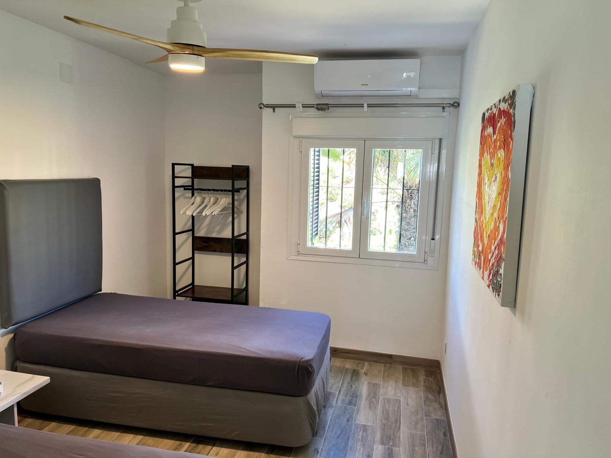 Newly Renovated 2 Bedroom Beachfront House Sitio de Calahonda Buitenkant foto